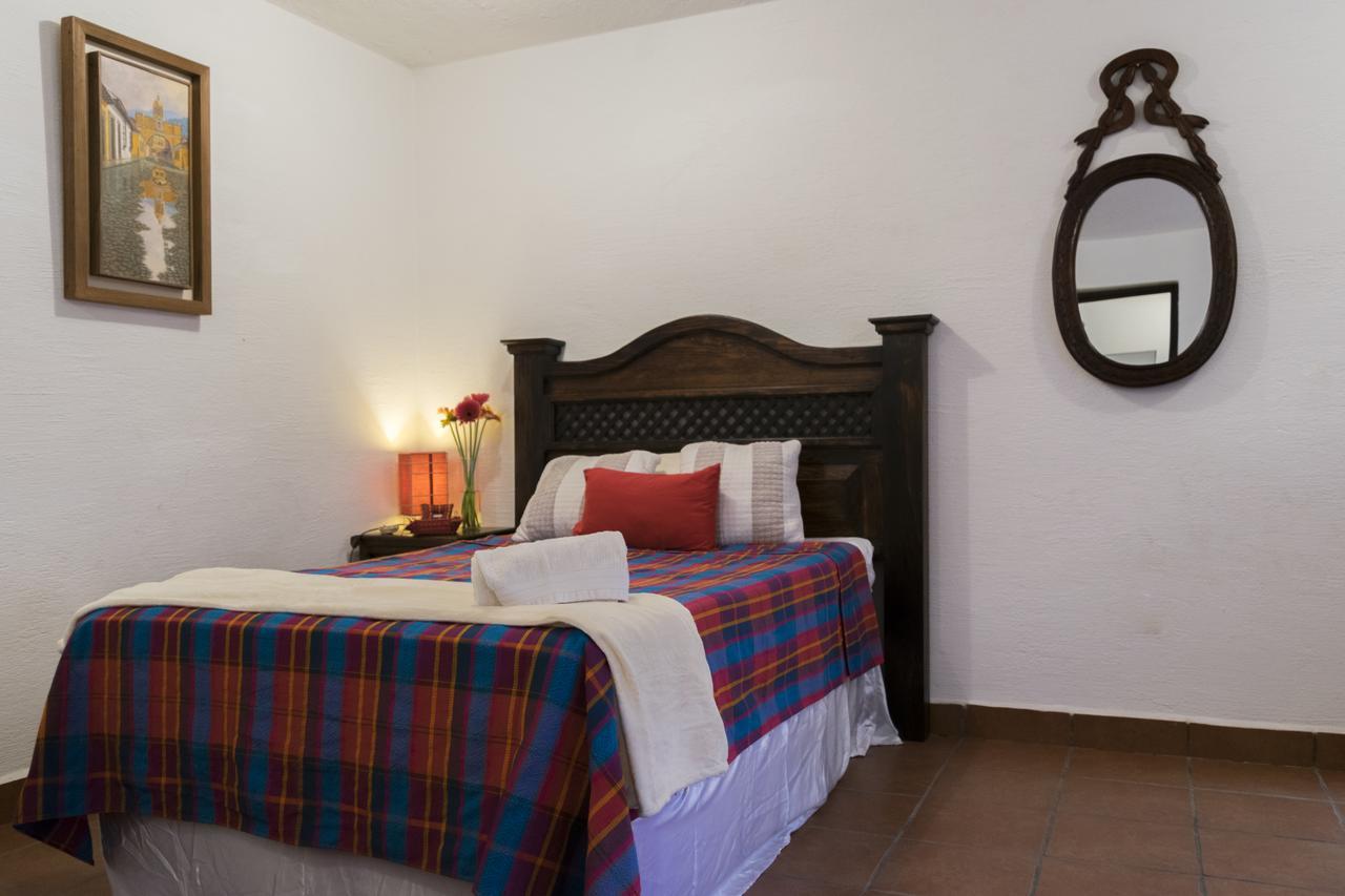 Hostal Casa Del Artista & Galeria Antigua ภายนอก รูปภาพ
