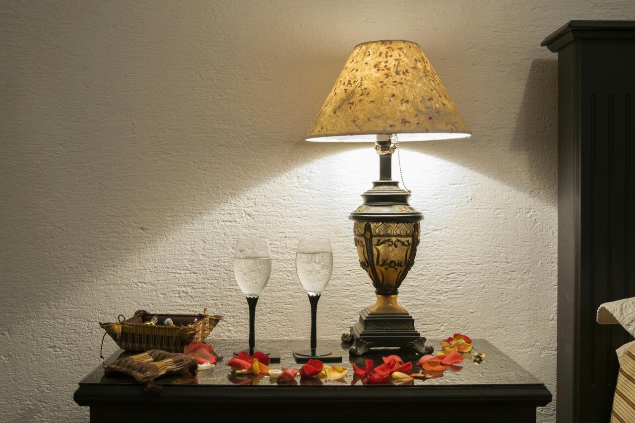Hostal Casa Del Artista & Galeria Antigua ภายนอก รูปภาพ