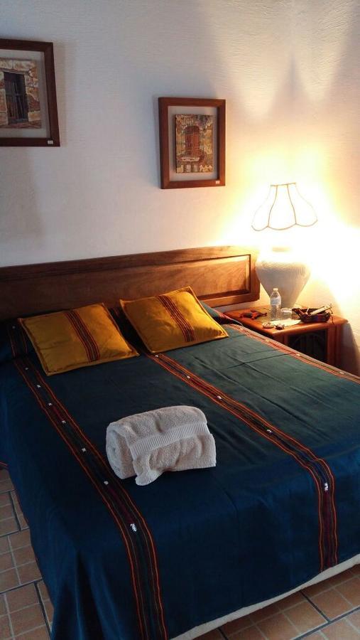 Hostal Casa Del Artista & Galeria Antigua ภายนอก รูปภาพ