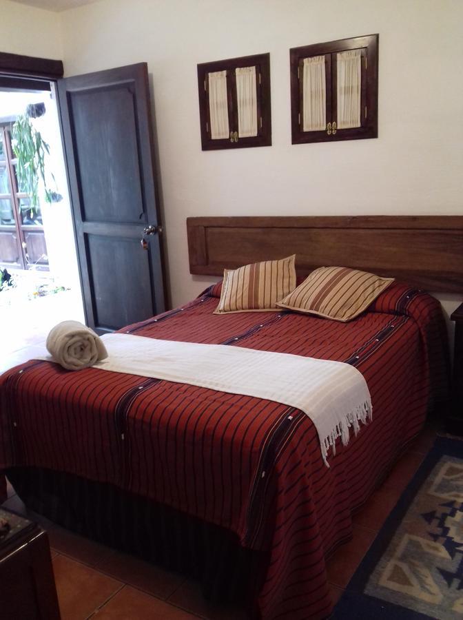 Hostal Casa Del Artista & Galeria Antigua ภายนอก รูปภาพ