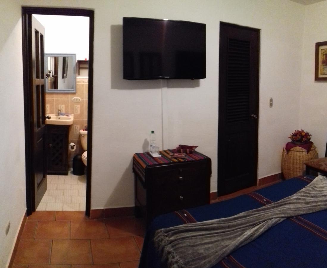 Hostal Casa Del Artista & Galeria Antigua ภายนอก รูปภาพ